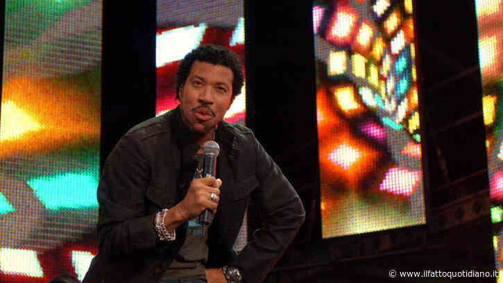 Lionel Richie ancora ricoverato in terapia intensiva. I medici si sono concentrati sul suo cuore con esami approfonditi