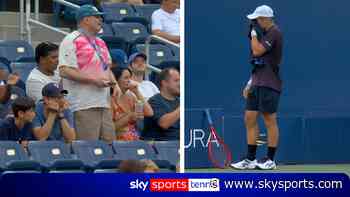 'You're my Wonderwall!' | Fan sings Oasis classic DURING Fery match at US Open