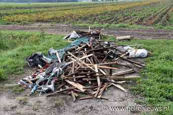 Opnieuw grote hoeveelheid dakdekkersafval illegaal gedumpt
