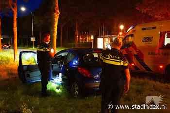 Automobilist gewond bij botsing op boom in  Leystad