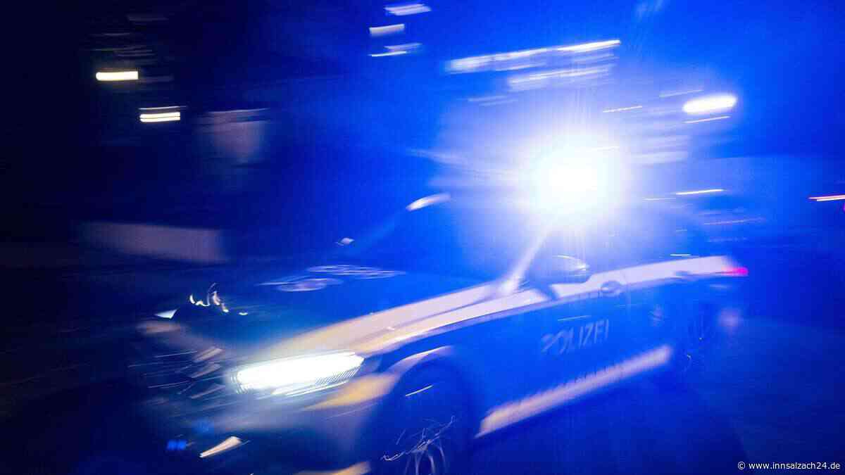 Erneut Scheibe in Burghausen zerstört – Unbekannte werfen Amtstafel ein