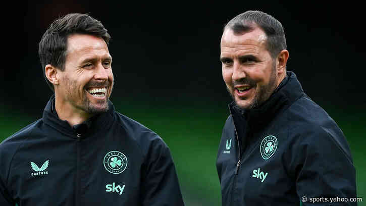 Republic of Ireland coaches extend contracts