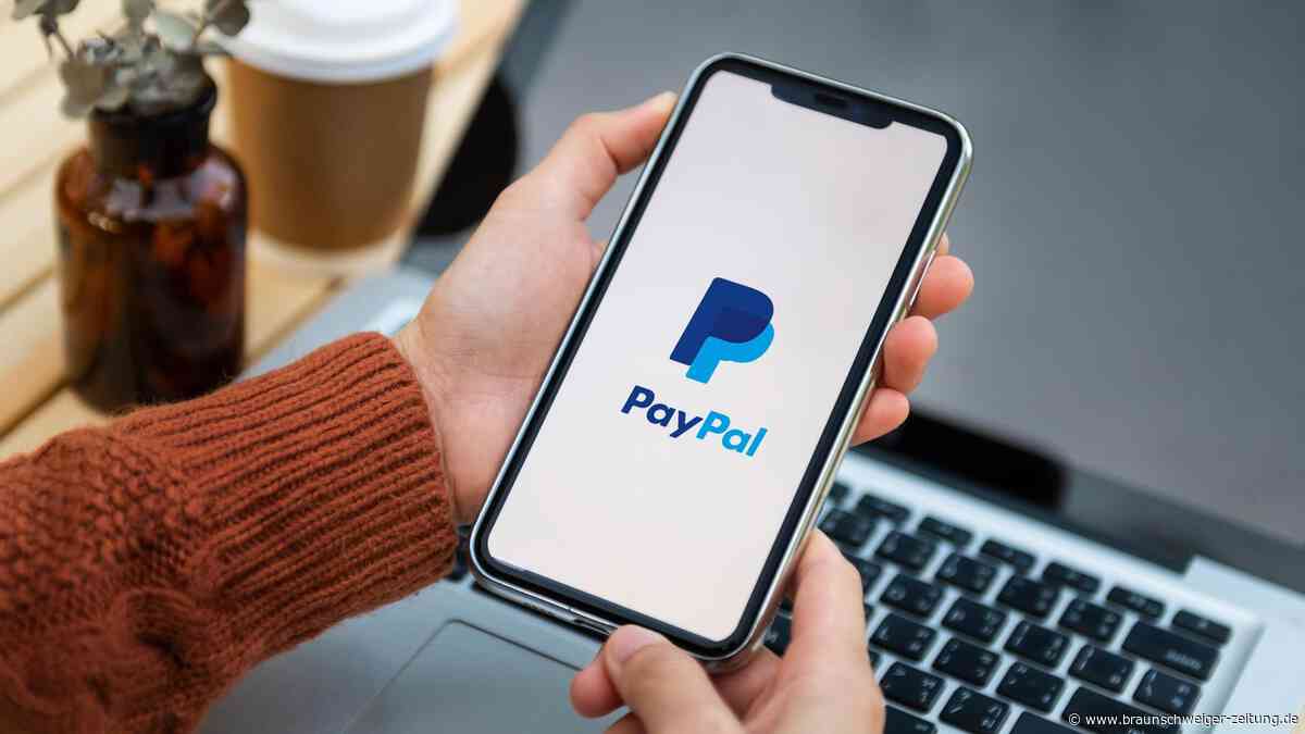 Online kaufen, später bezahlen: Finanztip zeigt Risiko bei Paypal & Co.