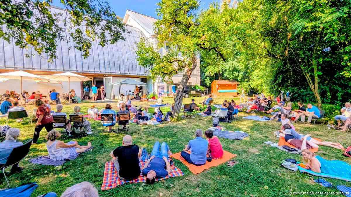 Lebendiger Hippietraum: Festival am Schafhof begeistert mit Songwriterin und Schriftsteller