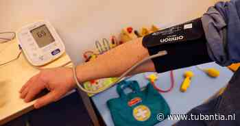 Nelly uit Enschede: ‘Bezuinig op ambtenaren, niet op zorg’