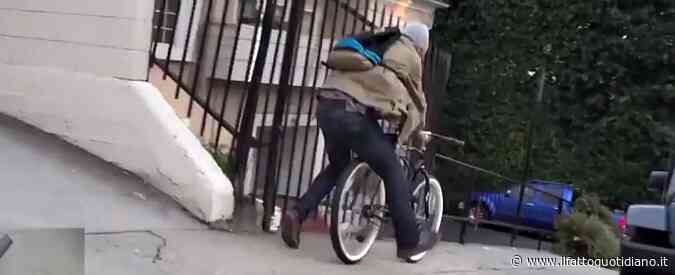 Rubava biciclette e monopattini per andare a firmare nella caserma dei carabinieri