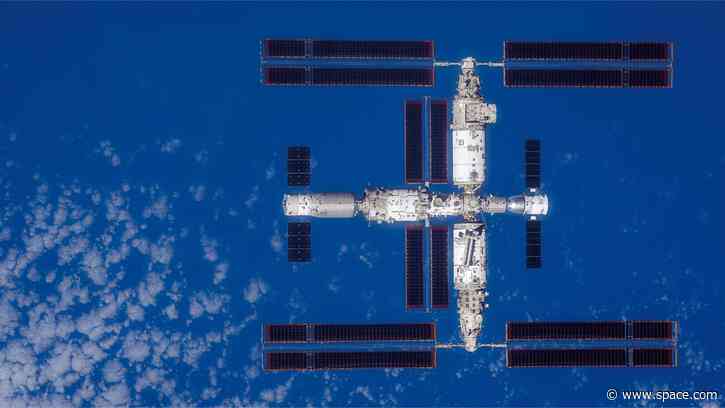 A bright space station will soar over the US this week — and it's not the ISS. Here's how to see it