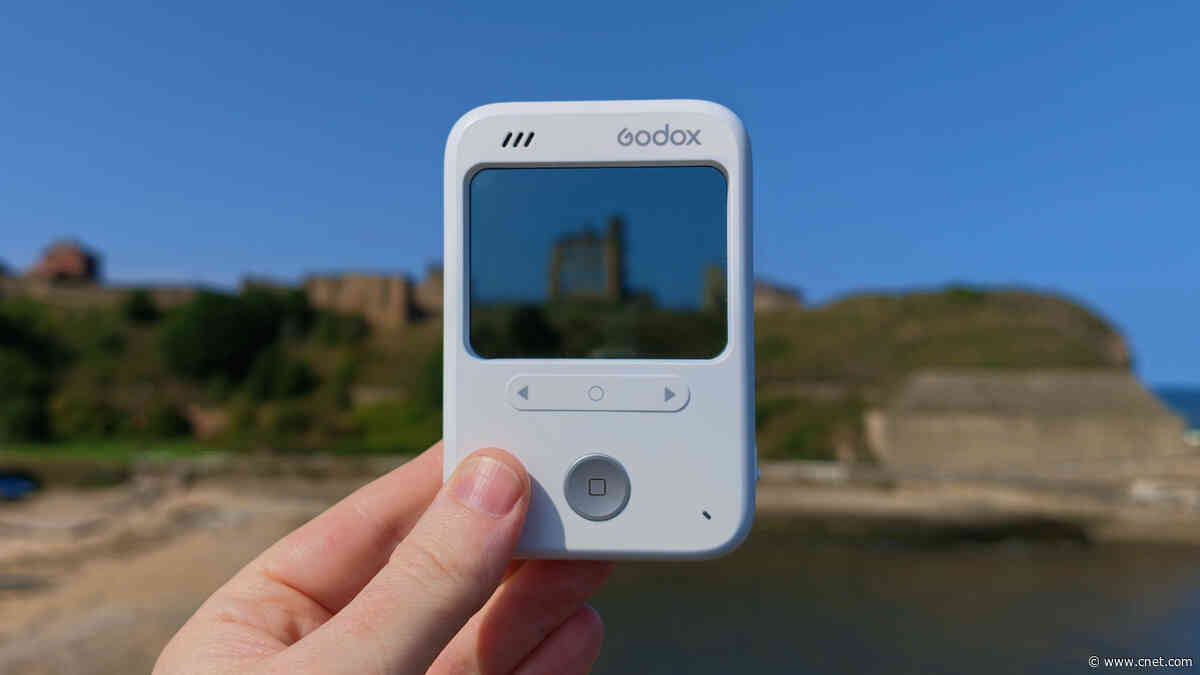 Godox C100 Review: This Weird See-Through Camera Actually Works… Sort Of