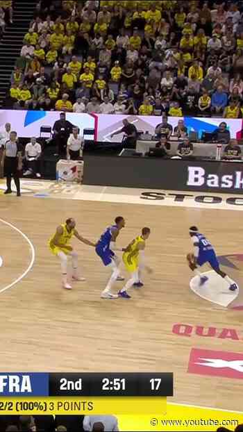 Seriously, how do you defend that?! 😳  #FIBAWC