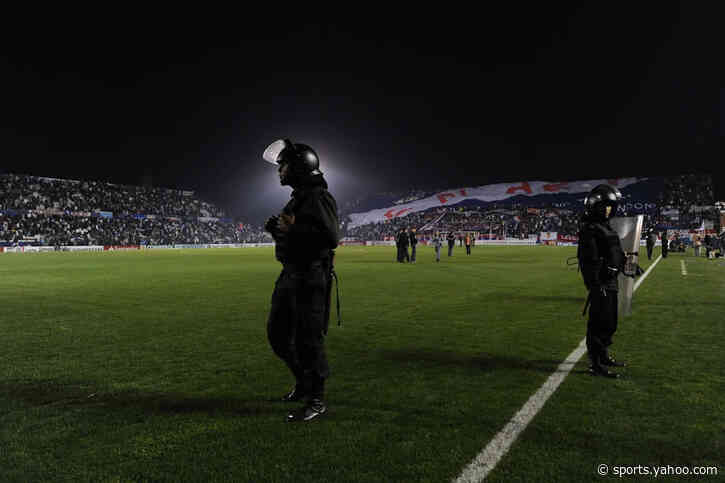 🎥 Drama in the cup! Goalkeeper attacks fan