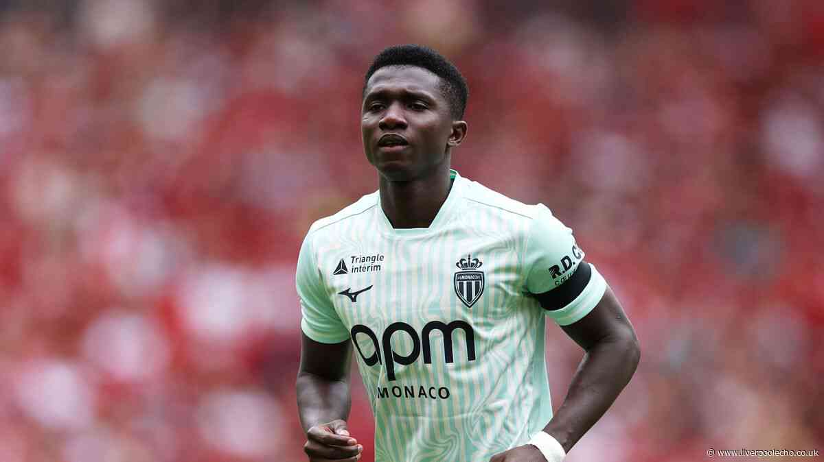 Lamine Camara plot thickens as Liverpool 'transfer target' told he can complete move 'very soon'