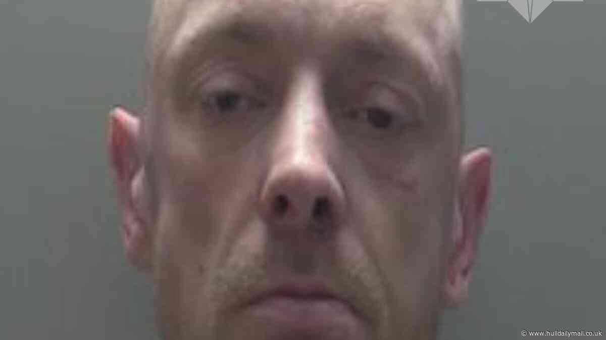 Man who 'wanted to go back to prison' lured police into car chase travelling 77mph in a 30mph zone