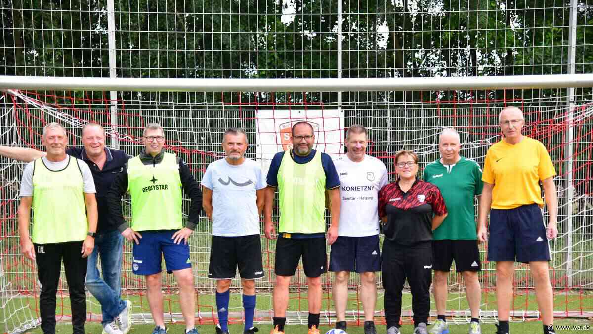 Walking Football bei der SG Bockum-Hövel: Fußball ohne Laufen, aber mit viel Gemeinschaft