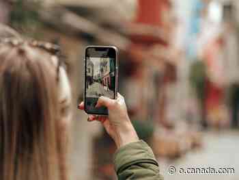 The best translation tool while travelling? Your photo app