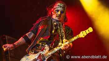 Der Gitarrist ist der Depp bei den Hollywood Vampires in der Barclays Arena