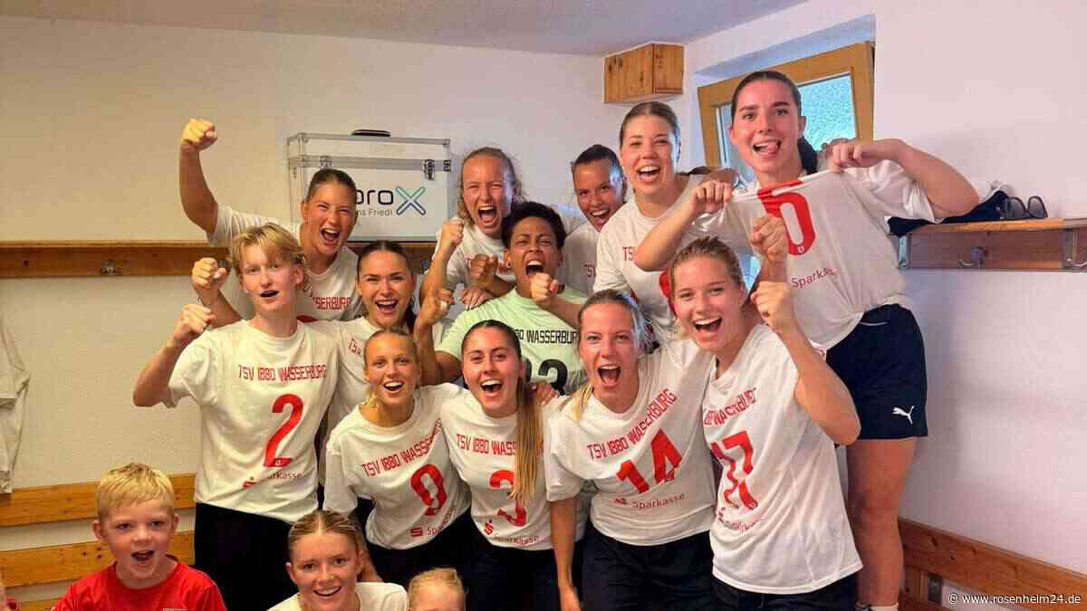 Pflichtspiel-Premiere endet 17:0! Wasserburgs Fußballerinnen zerlegen zwei Klassen höheren Gegner