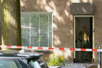 Bewoner aangehouden, EOD onderzoekt woning na politieactie