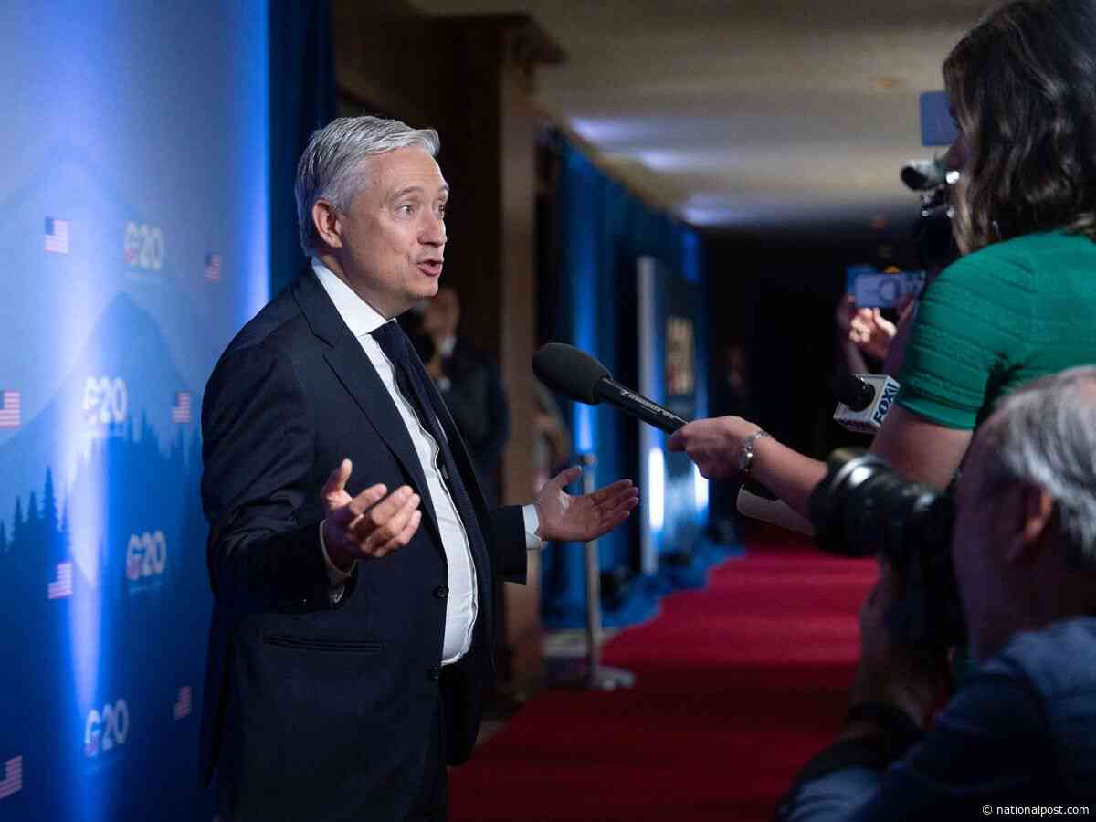 Feds to announce gas tax holiday extension until the end of January 2027