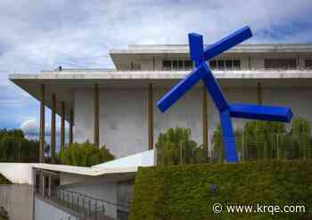 ‘Blue’ sculpture removal at Kennedy Center expected to cause traffic delays