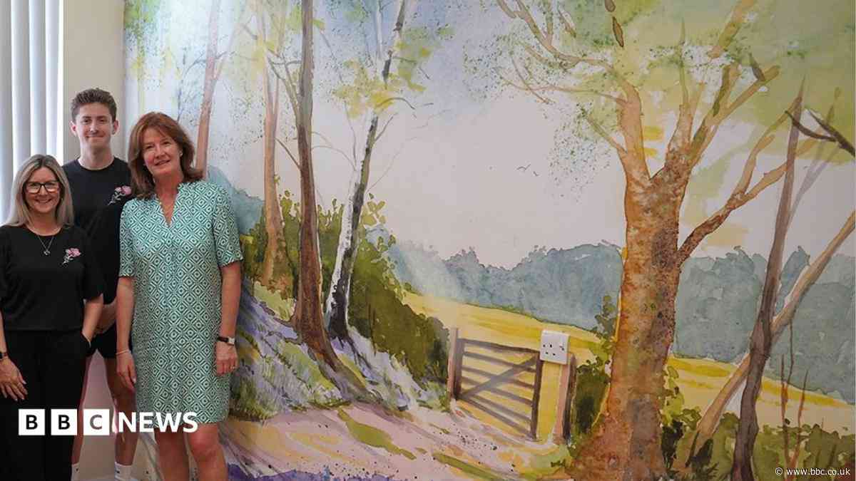 Mural artist aims to comfort grieving families