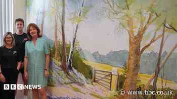 Mural artist aims to comfort grieving families