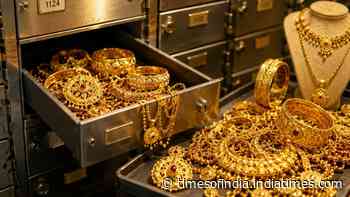 Indians cash in idle gold: Rs 20 lakh for a home, Rs 80 lakh for US degree &amp; business