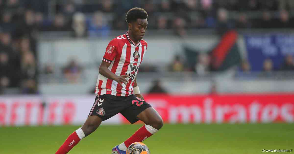 Ajax heeft opvolger Mika Godts binnen: Simon Adingra (24) komt op huurbasis over van Sunderland
