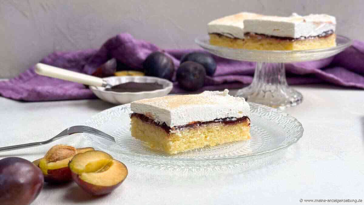 Omas Rezept für Pflaumenkuchen vom Blech: So wird der Klassiker wunderbar saftig und zimtig süß