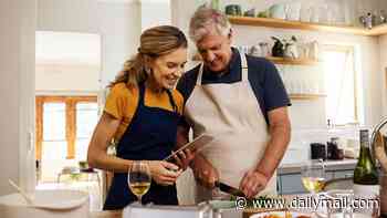 The diet to follow after a cancer diagnosis... study reveals which foods increase survival