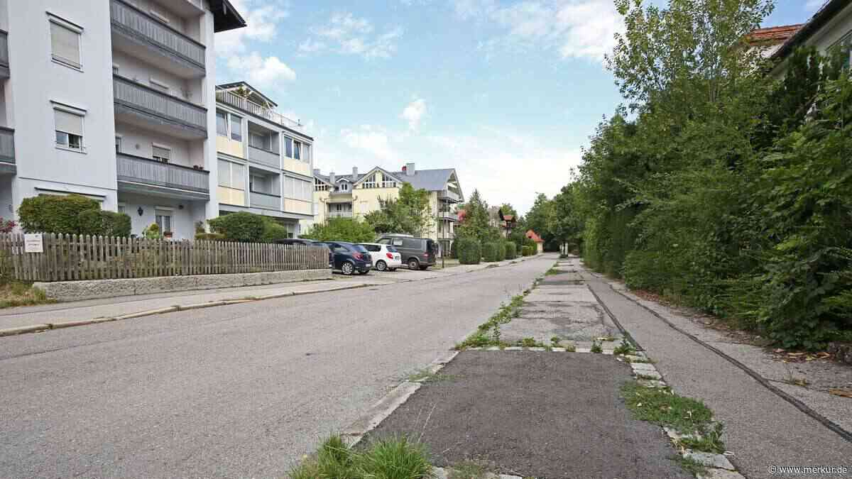 „Straße macht schäbigen Eindruck“: Bürger kritisiert Teerwüste in Kurviertel in Oberbayern