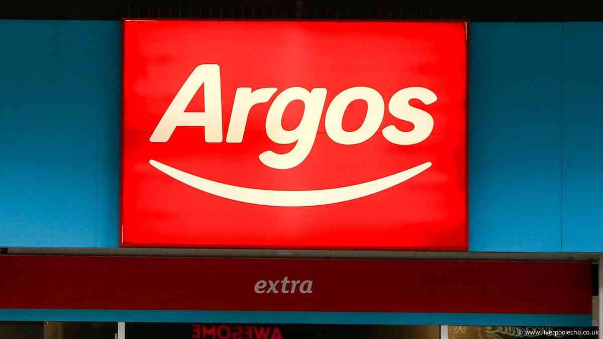 Shoppers praise 'perfect' £17 Argos lamp that 'makes the room feel cosy'