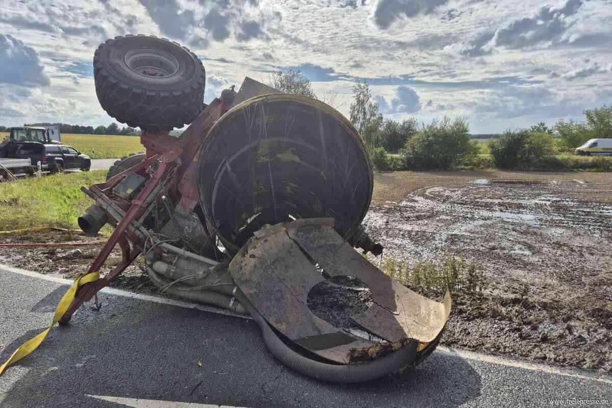 B 101 bei Freiberg nach Gülleunfall gesperrt