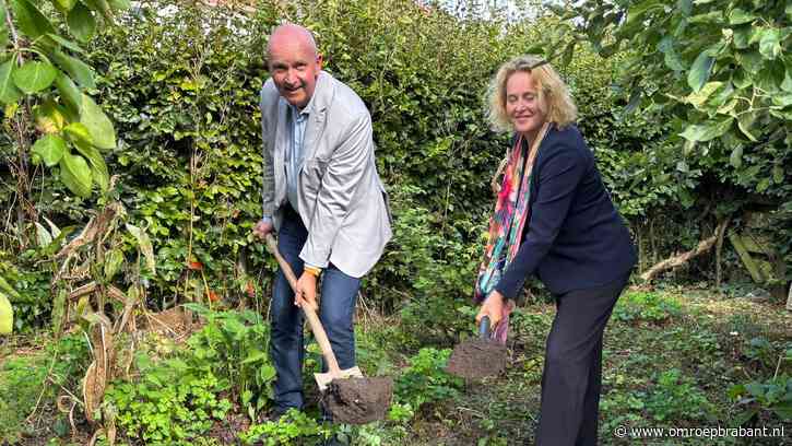 Een meter grond eruit: sanering van lood in Heusden begonnen