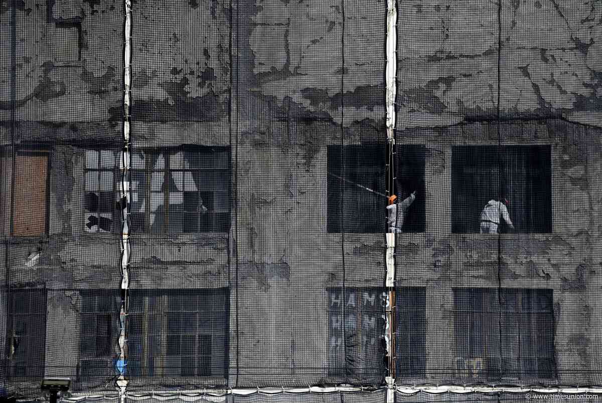 Albany's Central Warehouse may finally come down on 100th anniversary