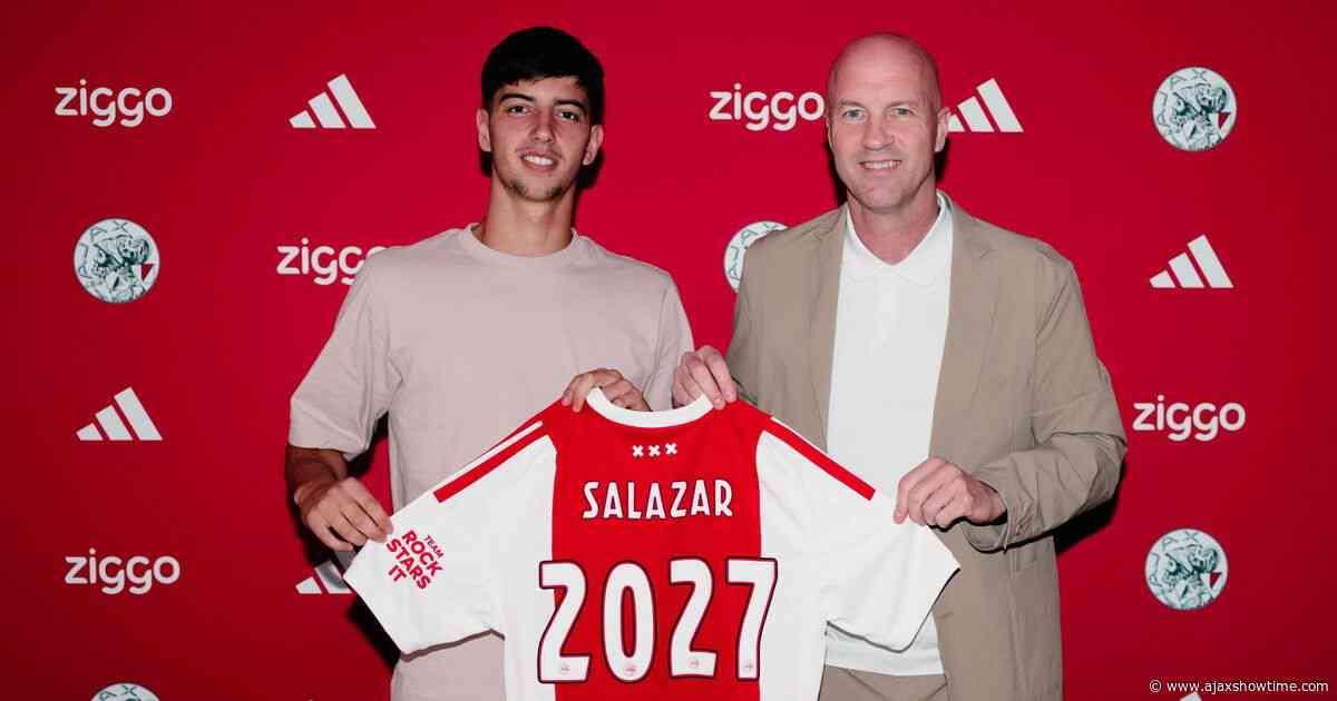 Salazar heel blij met telefoontje voor Jong Ajax: 'Dat deed veel met mij'