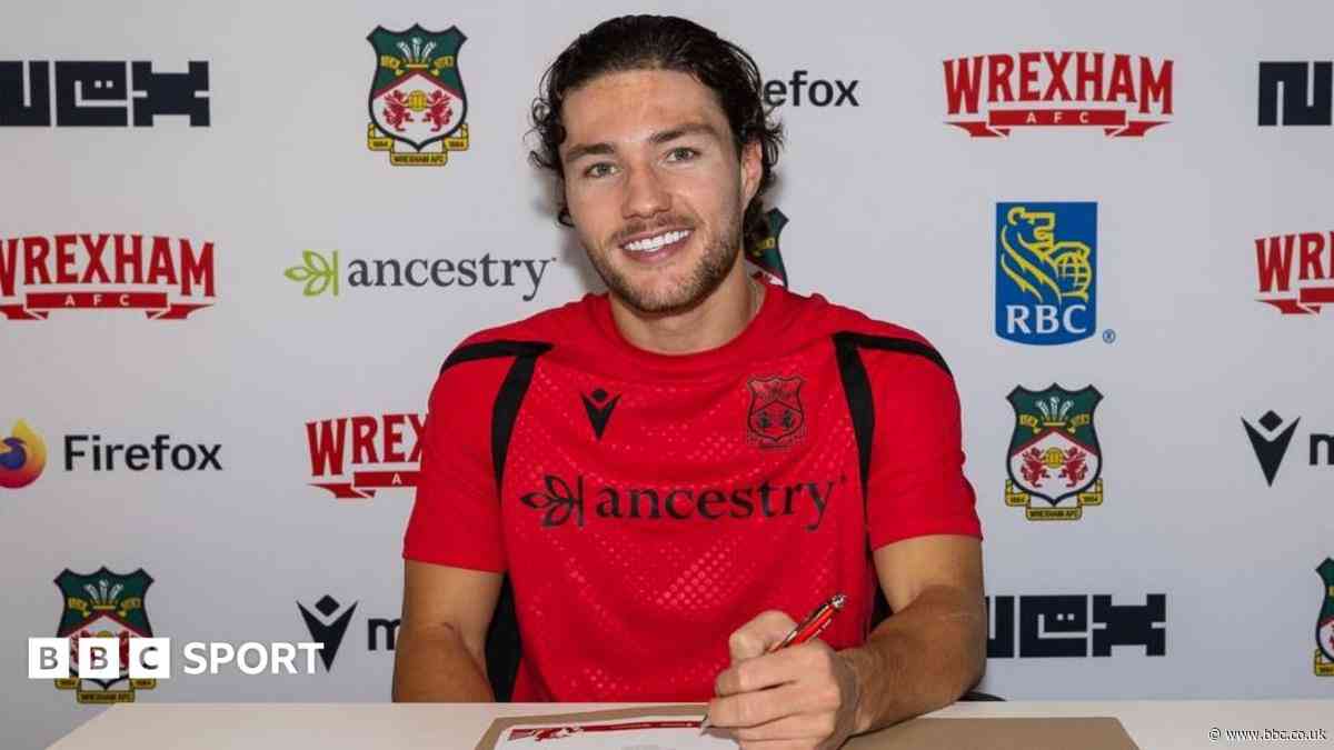 Wrexham seal signing of Sheffield United's O'Hare