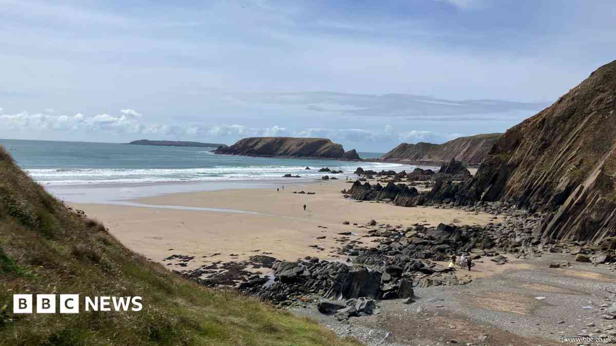 Two-day sea search for missing teen on holiday is called off