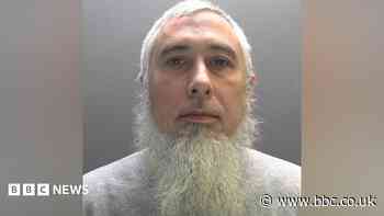 Released killer tells police 'it's happened again'