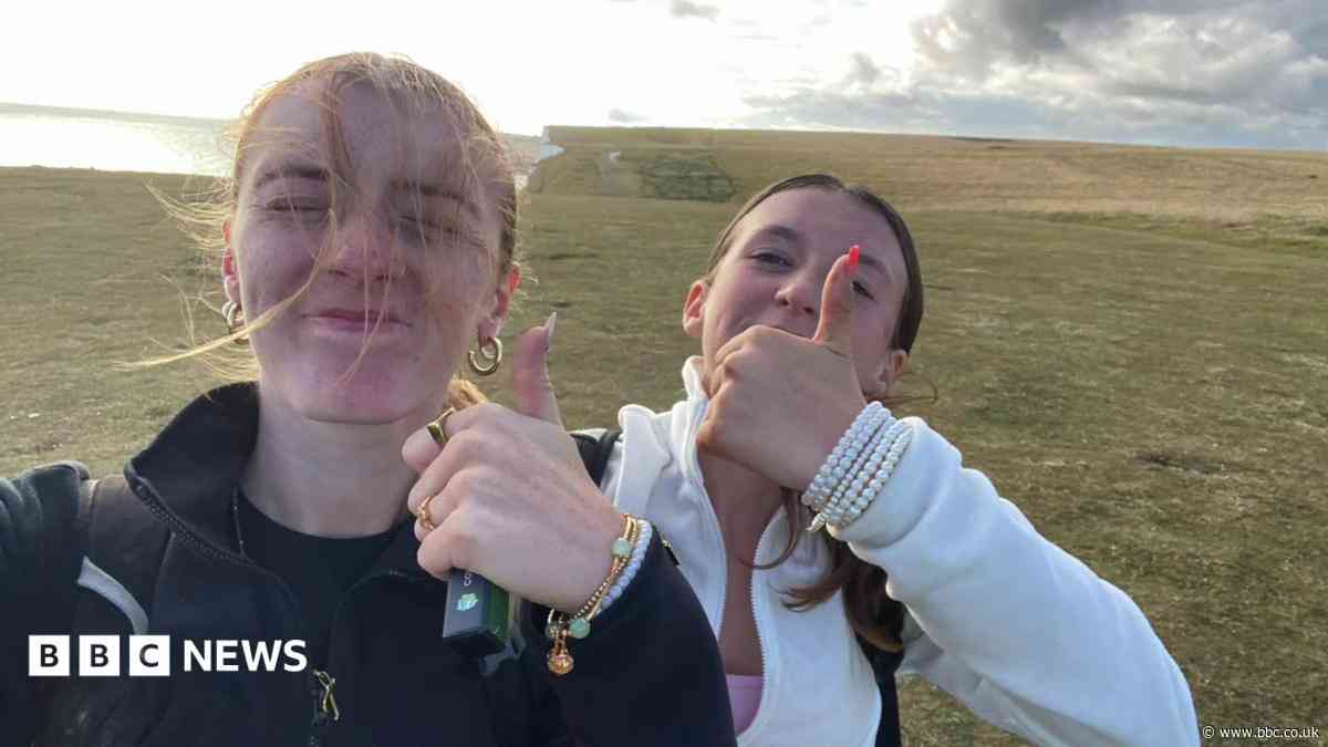 Social media 'spiral' found after sister's death
