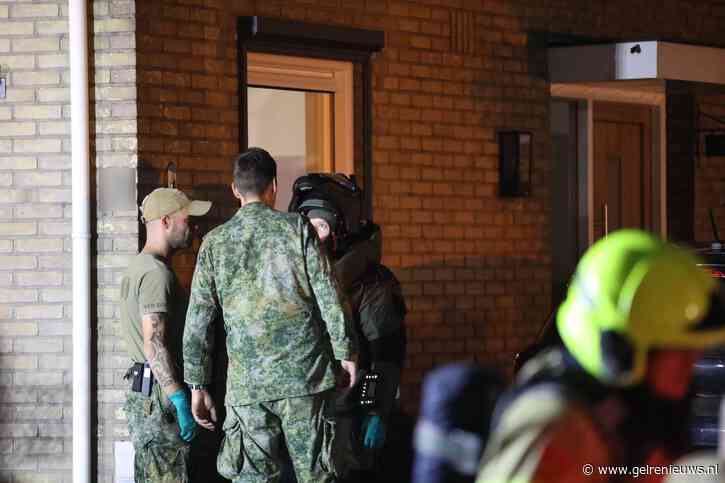 EOD in bompak naar woning na vondst partij vuurwerk