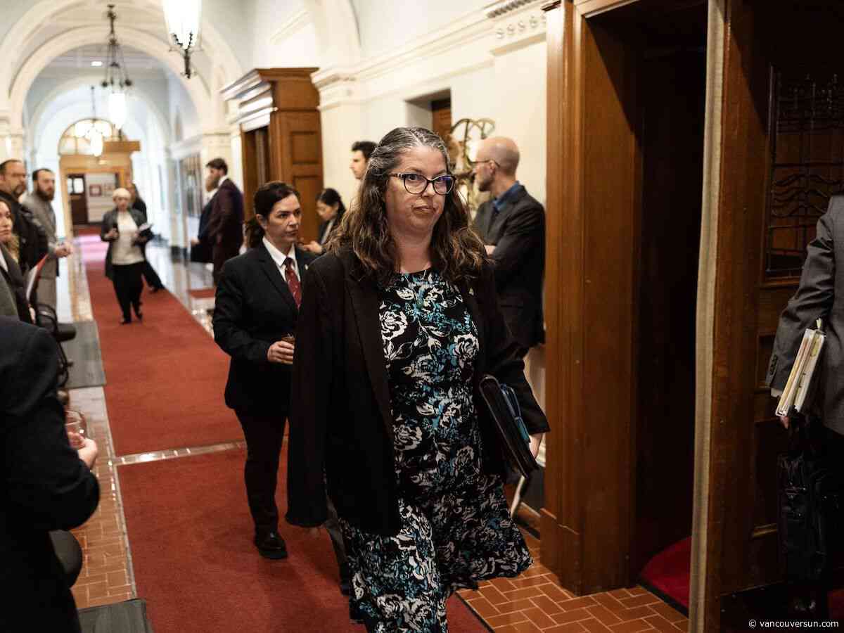Two more MLAs leave B.C. Conservatives as Kerry-Lynne Findlay's chief of staff resigns