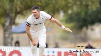 Anderson in wickets but Middlesex recover against Lancs