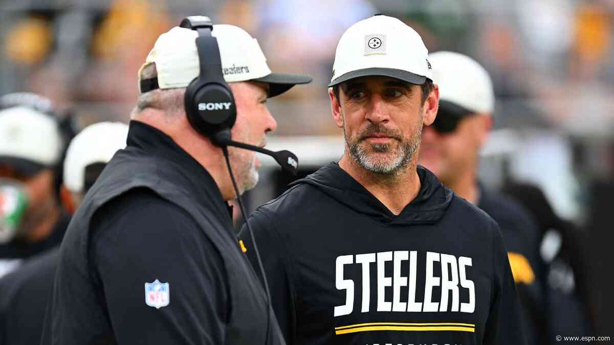 Aaron Rodgers: Steelers' 4-QB room is first of 22-year NFL career