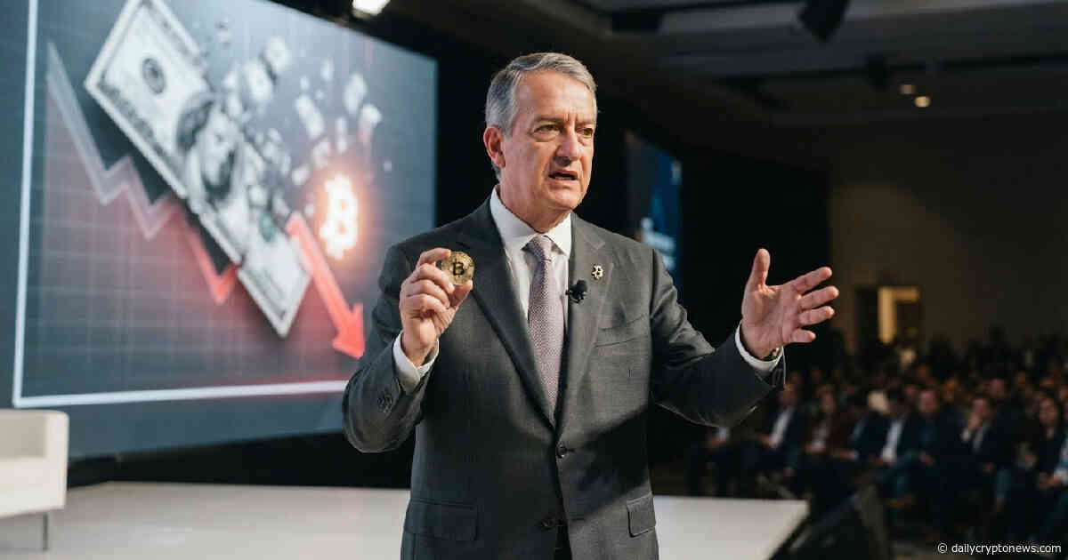 Ricardo Salinas Pliego calls government currency theft