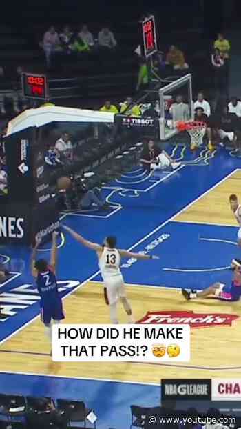 Throwback to this CRAZY pass by Boo Buie! 🔥🌪️