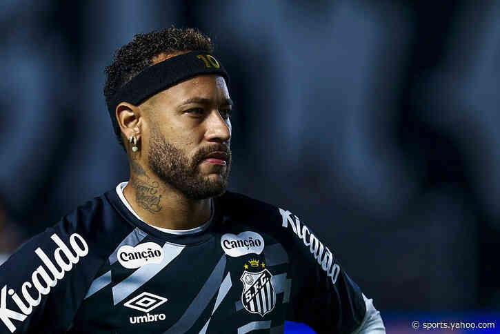 Santos v Palmeiras derby sees two yellows in first move; watch 🎥