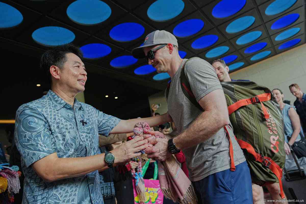 Hello, sailors! USS Lincoln’s port-deprived troops finally get to hit the town in Thailand’s ‘Sin City’