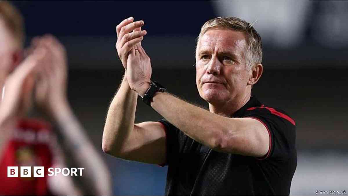 Wrexham boss pleased to see transfer window close
