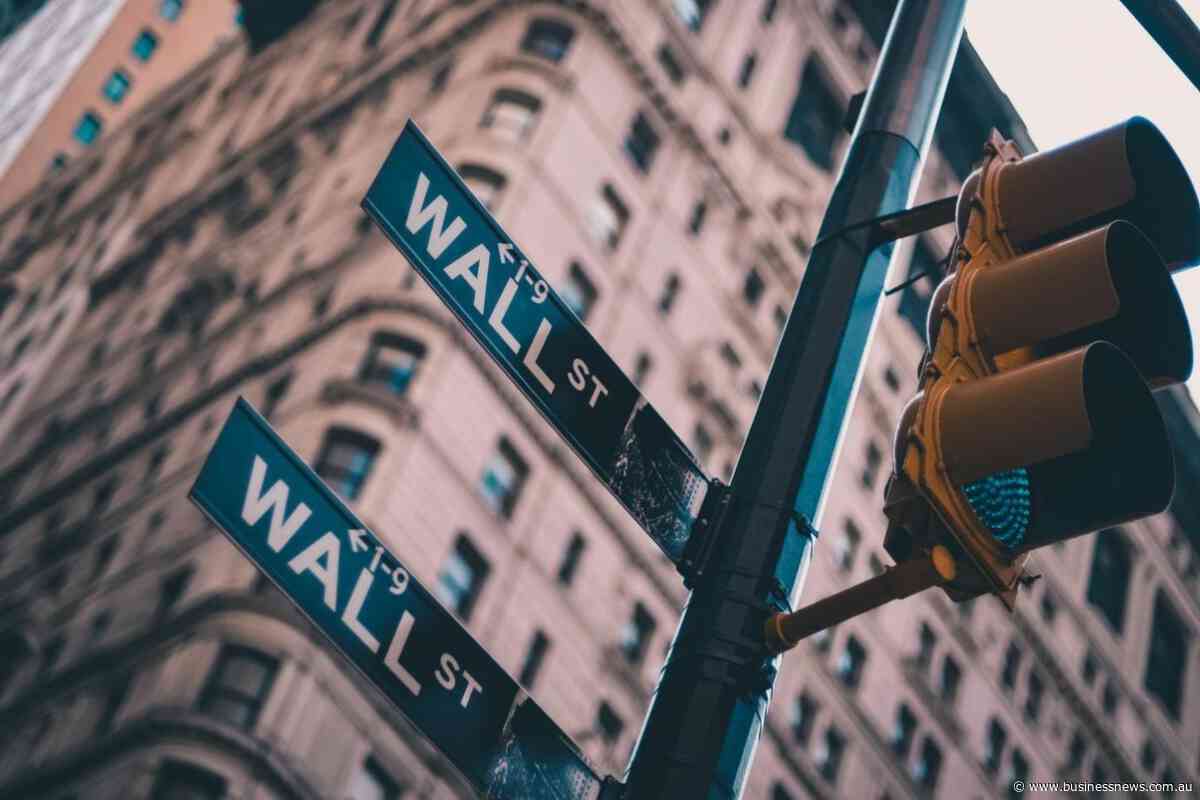 Wall St ends higher as stocks reclaim some shine