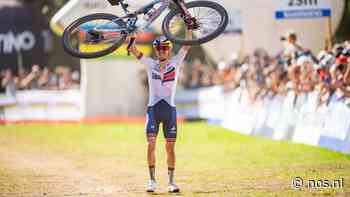 Pidcock doet wat Van der Poel niet lukt en wint WK mountainbike